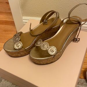Jack Rogers gold summer sandals with cork wedge
